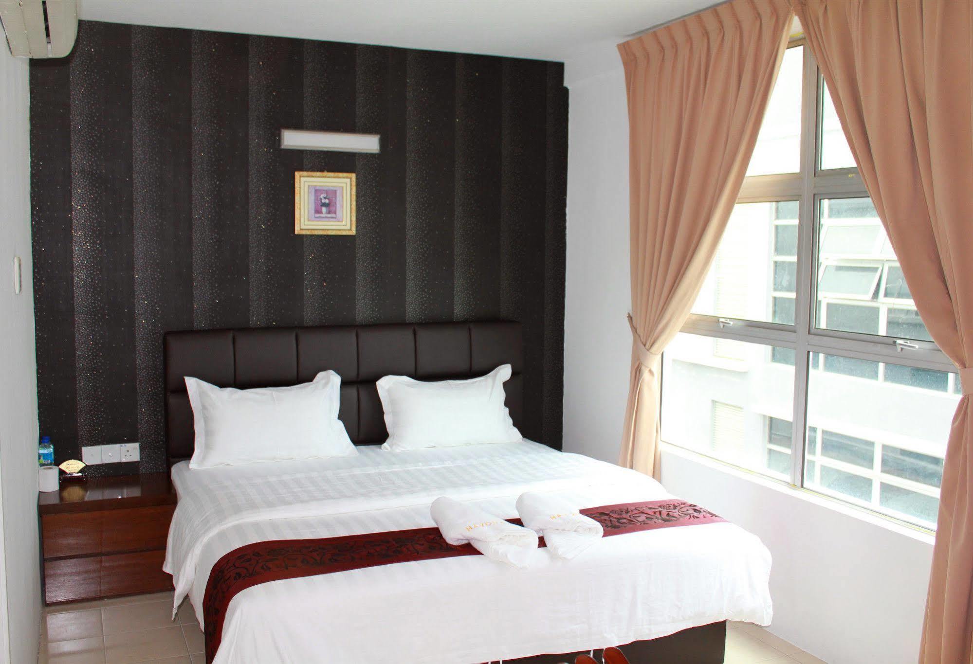 Havona Hotel - Taman Tropika Kulai Zewnętrze zdjęcie