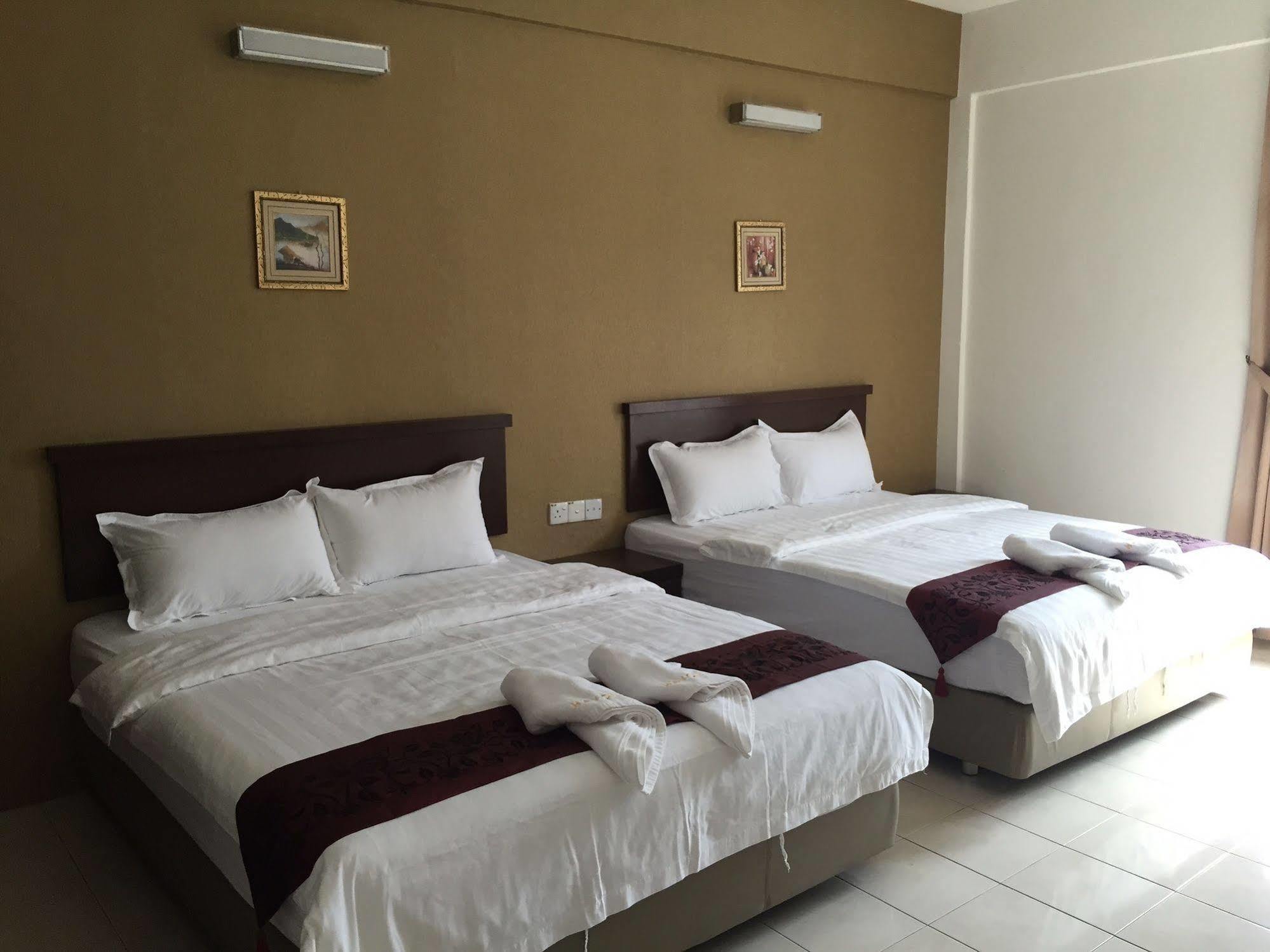 Havona Hotel - Taman Tropika Kulai Zewnętrze zdjęcie
