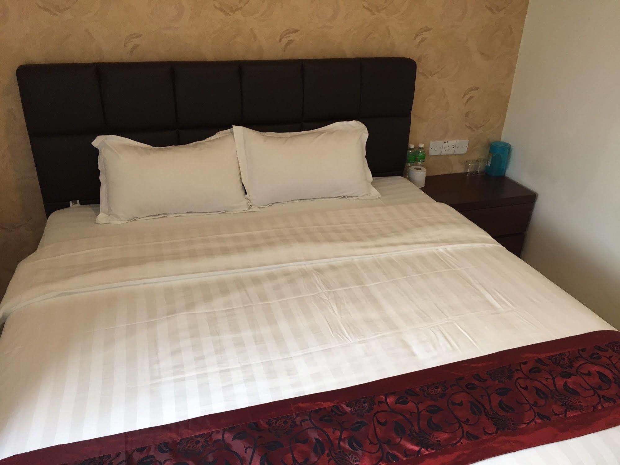 Havona Hotel - Taman Tropika Kulai Zewnętrze zdjęcie