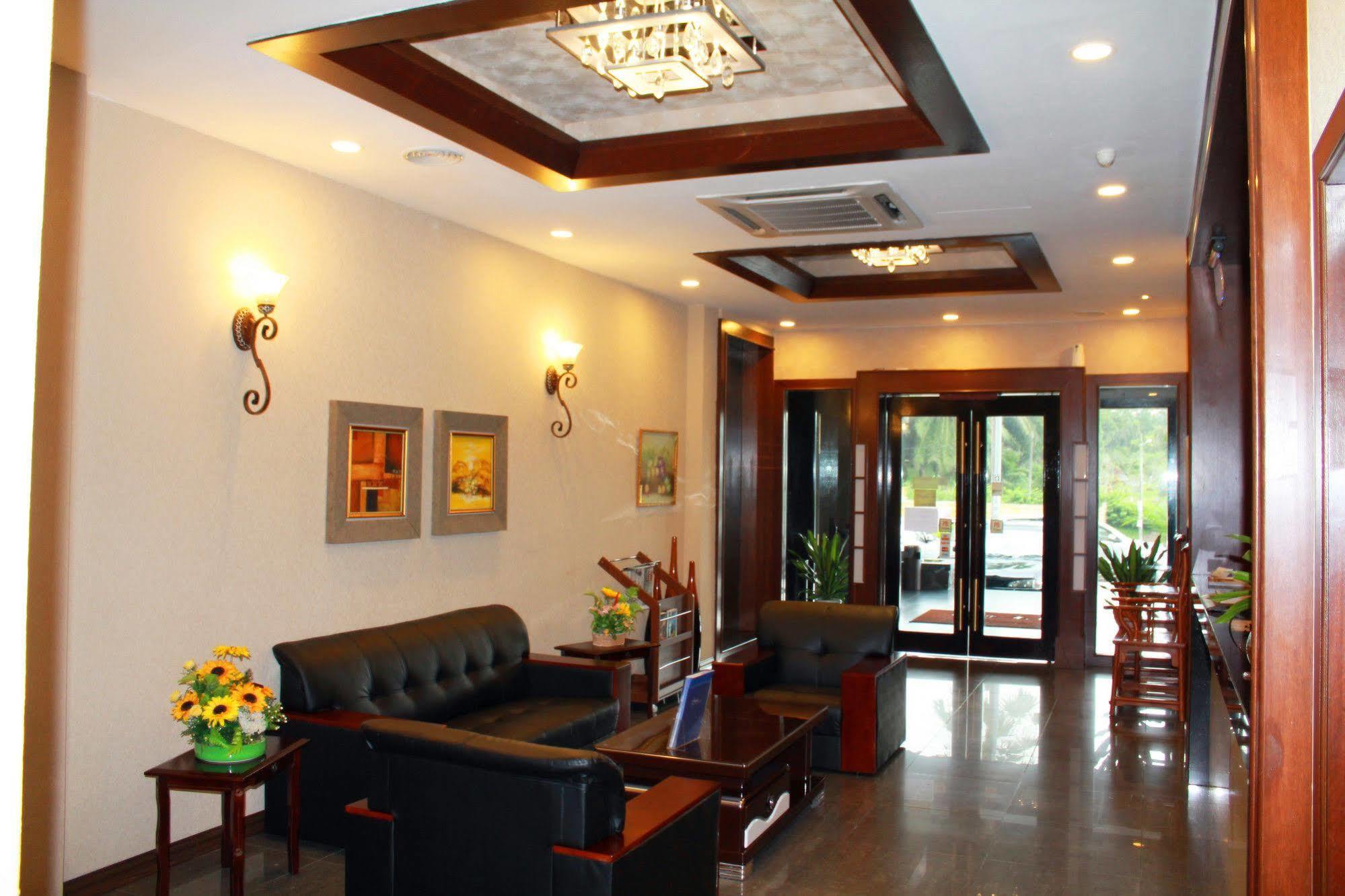 Havona Hotel - Taman Tropika Kulai Zewnętrze zdjęcie